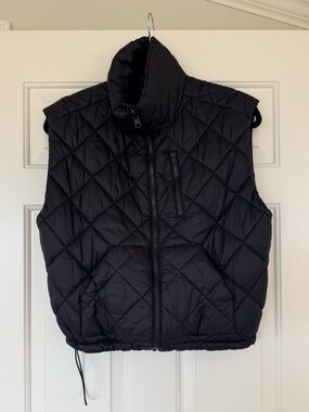 Zella Black Quilted Puffer Vest M